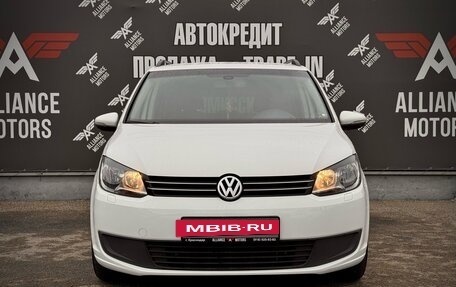 Volkswagen Touran III, 2013 год, 1 040 000 рублей, 2 фотография