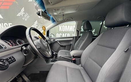 Volkswagen Touran III, 2013 год, 1 040 000 рублей, 12 фотография