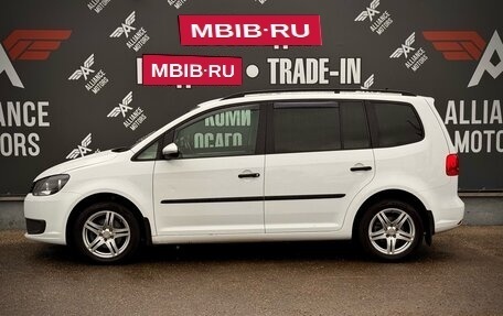 Volkswagen Touran III, 2013 год, 1 040 000 рублей, 4 фотография