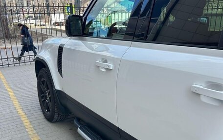 Land Rover Defender II, 2021 год, 6 250 000 рублей, 3 фотография