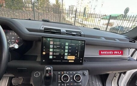 Land Rover Defender II, 2021 год, 6 250 000 рублей, 13 фотография