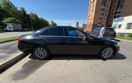 Mercedes-Benz E-Класс, 2018 год, 2 100 000 рублей, 5 фотография
