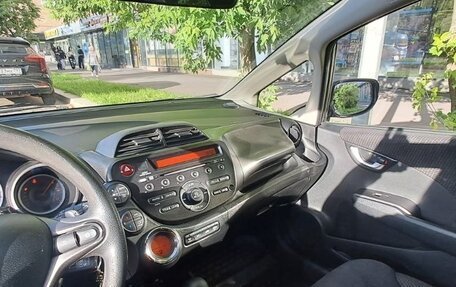 Honda Jazz II рестайлинг, 2012 год, 830 000 рублей, 8 фотография