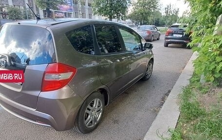 Honda Jazz II рестайлинг, 2012 год, 830 000 рублей, 2 фотография