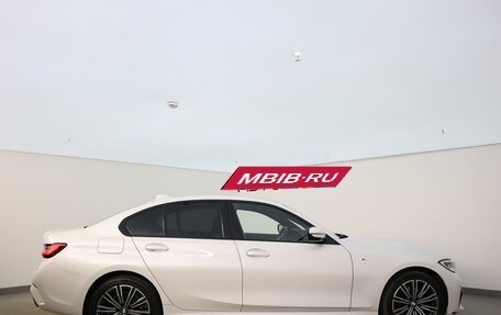 BMW 3 серия, 2019 год, 3 700 000 рублей, 6 фотография