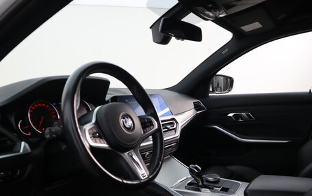BMW 3 серия, 2019 год, 3 700 000 рублей, 12 фотография
