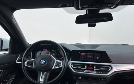 BMW 3 серия, 2019 год, 3 700 000 рублей, 15 фотография