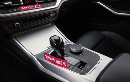 BMW 3 серия, 2019 год, 3 700 000 рублей, 19 фотография