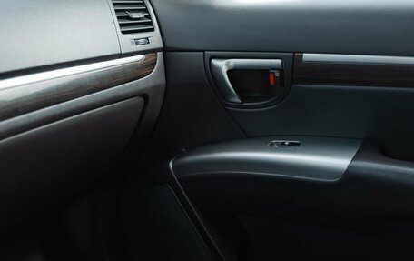 Hyundai Santa Fe III рестайлинг, 2011 год, 1 400 000 рублей, 17 фотография