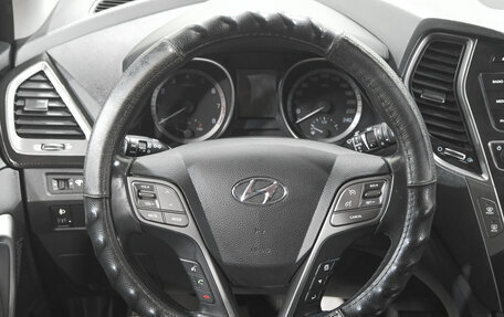 Hyundai Santa Fe III рестайлинг, 2018 год, 2 499 000 рублей, 13 фотография