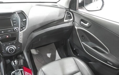 Hyundai Santa Fe III рестайлинг, 2018 год, 2 499 000 рублей, 11 фотография