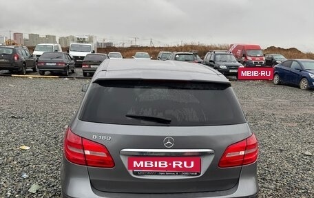 Mercedes-Benz B-Класс, 2013 год, 910 000 рублей, 2 фотография