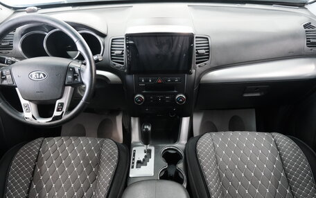 KIA Sorento II рестайлинг, 2012 год, 1 749 000 рублей, 17 фотография