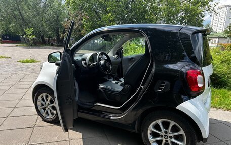Smart Fortwo III, 2018 год, 1 450 000 рублей, 8 фотография