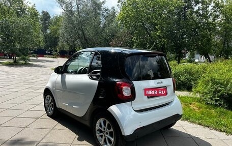 Smart Fortwo III, 2018 год, 1 450 000 рублей, 11 фотография