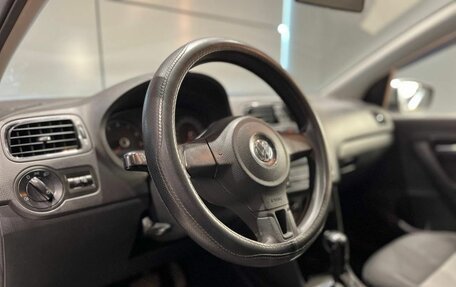 Volkswagen Polo VI (EU Market), 2013 год, 695 000 рублей, 11 фотография
