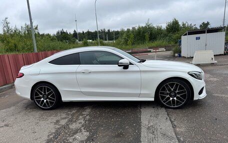 Mercedes-Benz C-Класс, 2015 год, 2 250 000 рублей, 4 фотография