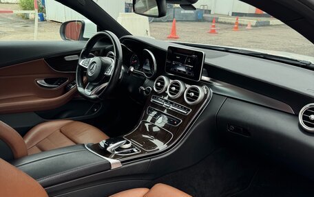 Mercedes-Benz C-Класс, 2015 год, 2 250 000 рублей, 16 фотография