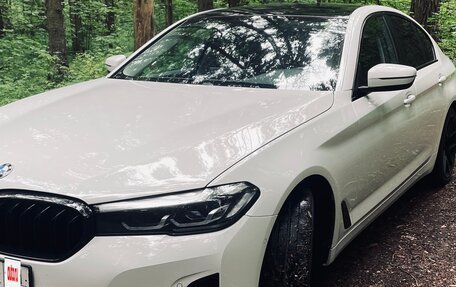 BMW 5 серия, 2021 год, 4 600 000 рублей, 4 фотография