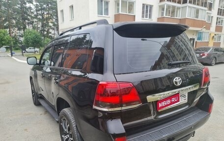 Toyota Land Cruiser 200, 2008 год, 2 270 000 рублей, 4 фотография