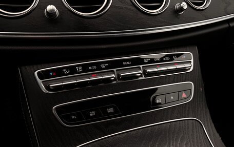 Mercedes-Benz E-Класс, 2020 год, 2 975 000 рублей, 14 фотография