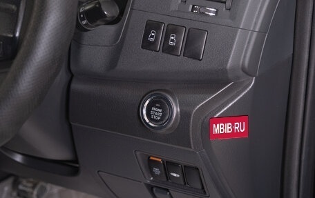 Toyota ISis I, 2012 год, 1 479 000 рублей, 9 фотография