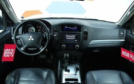Mitsubishi Pajero IV, 2011 год, 1 650 000 рублей, 12 фотография