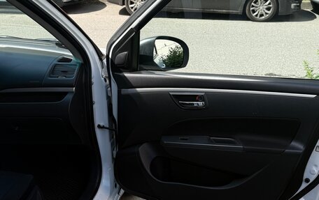 Suzuki Swift IV, 2011 год, 800 000 рублей, 11 фотография