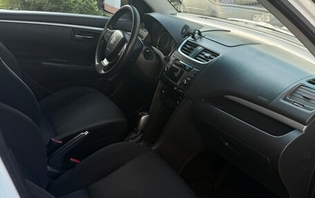 Suzuki Swift IV, 2011 год, 800 000 рублей, 12 фотография