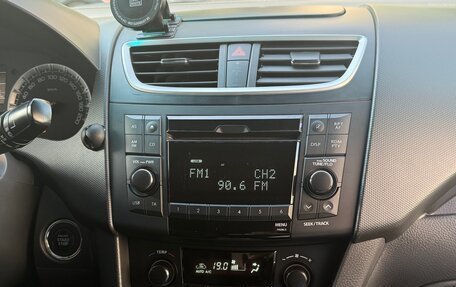 Suzuki Swift IV, 2011 год, 800 000 рублей, 13 фотография