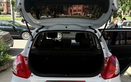 Suzuki Swift IV, 2011 год, 800 000 рублей, 18 фотография