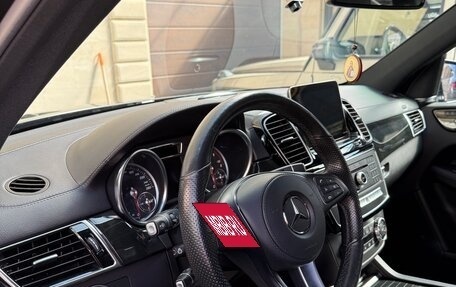 Mercedes-Benz GLS, 2019 год, 8 000 000 рублей, 17 фотография