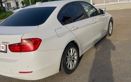 BMW 3 серия, 2014 год, 1 500 000 рублей, 3 фотография