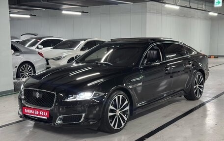 Jaguar XJ IV (X351), 2018 год, 5 250 000 рублей, 11 фотография