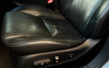 Lexus IS II рестайлинг 2, 2009 год, 2 350 000 рублей, 24 фотография