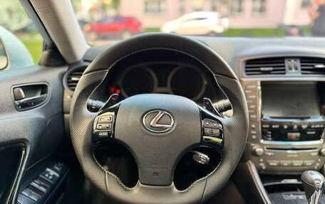 Lexus IS II рестайлинг 2, 2009 год, 2 350 000 рублей, 28 фотография