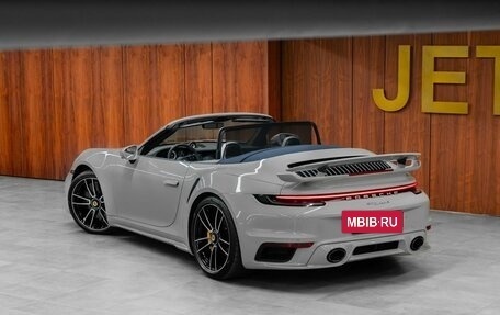 Porsche 911, 2022 год, 28 000 000 рублей, 12 фотография