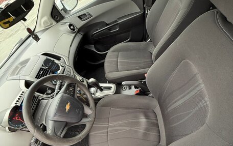 Chevrolet Aveo III, 2012 год, 800 000 рублей, 10 фотография