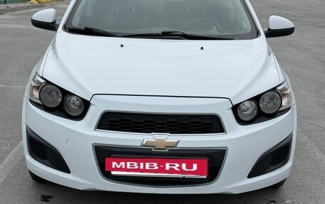 Chevrolet Aveo III, 2012 год, 800 000 рублей, 2 фотография