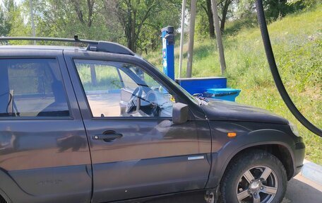 Chevrolet Niva I рестайлинг, 2010 год, 420 000 рублей, 8 фотография