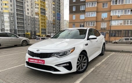 KIA Optima IV, 2019 год, 1 880 000 рублей, 1 фотография