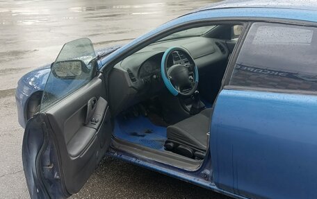 Mazda 323, 1996 год, 350 000 рублей, 1 фотография