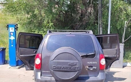 Chevrolet Niva I рестайлинг, 2010 год, 420 000 рублей, 10 фотография