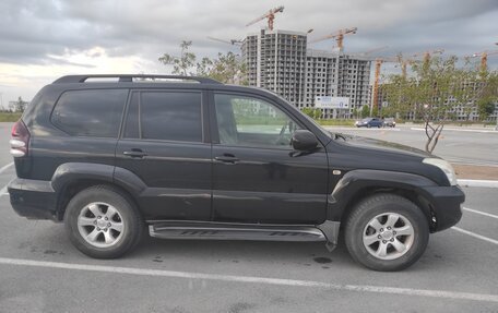 Toyota Land Cruiser Prado 120 рестайлинг, 2006 год, 1 350 000 рублей, 2 фотография