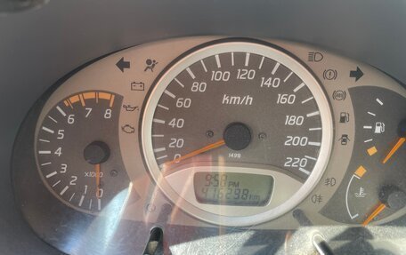 Nissan Tino, 2000 год, 300 000 рублей, 6 фотография