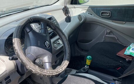 Nissan Tino, 2000 год, 300 000 рублей, 7 фотография