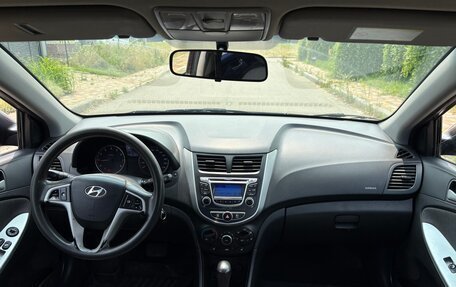 Hyundai Solaris II рестайлинг, 2013 год, 500 000 рублей, 9 фотография