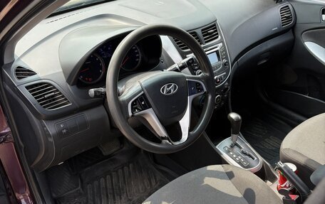Hyundai Solaris II рестайлинг, 2013 год, 500 000 рублей, 8 фотография