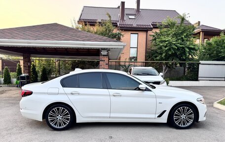 BMW 5 серия, 2018 год, 3 200 000 рублей, 9 фотография