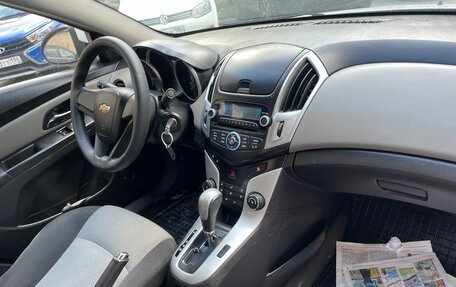Chevrolet Cruze II, 2014 год, 845 000 рублей, 3 фотография